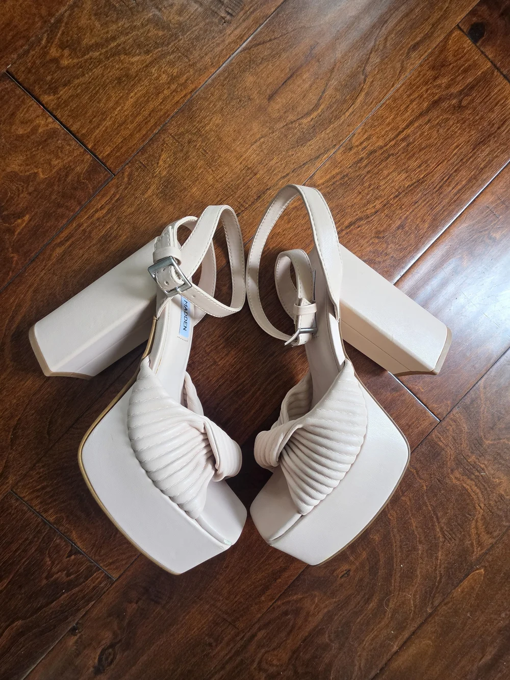 Steve Madden Ohana Cream Platform Sandals - Size 7.5